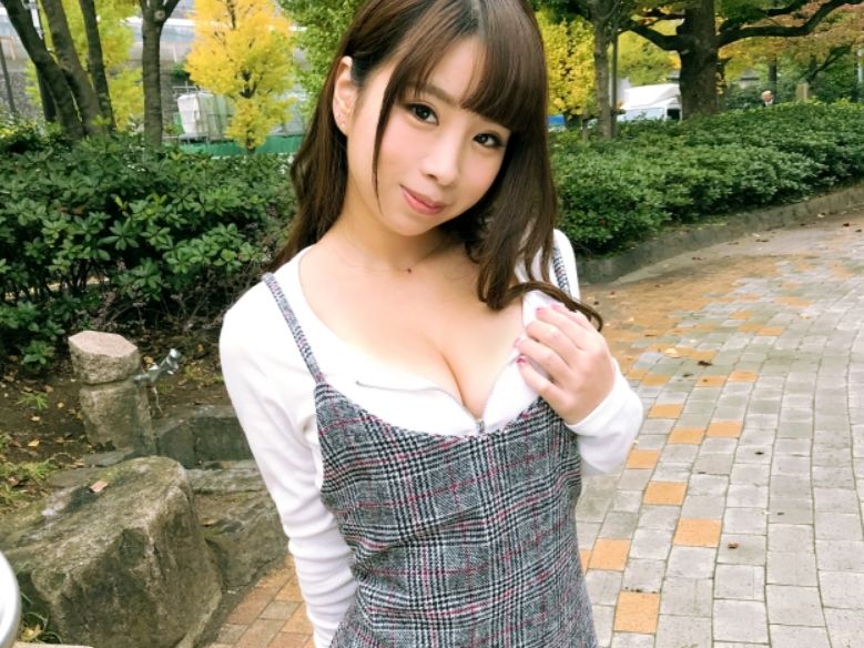 【アイドル×素人】小柄で可愛い地下アイドルのゆなちゃんをバックや正常位で犯しまくったらやば過ぎたｗ