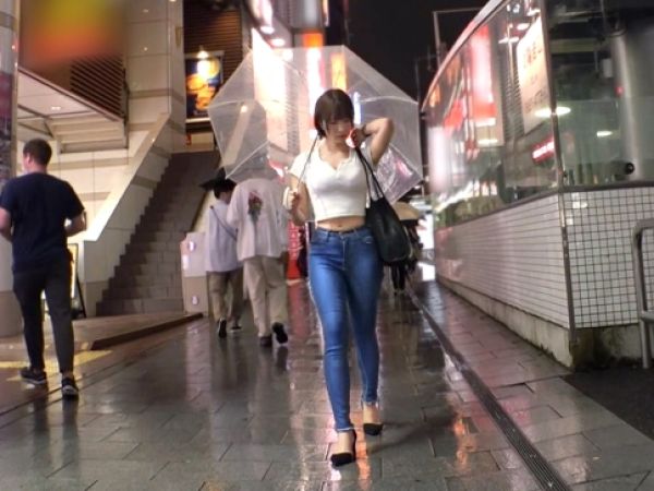 【素人】彼氏の浮気現場を目撃したばっかりのGカップスレンダー娘GET！他人棒をぱっくり咥えこむ仕返し浮気SEX！