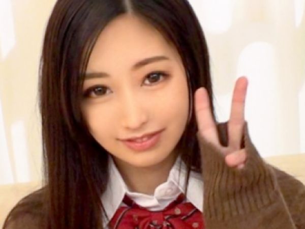 身長141センチのロリロリちゃんをデカチンが襲う＜女子高生＞ちょい生意気なハスキーGALがイラマ初挑戦でおパンツ濡れ濡れ