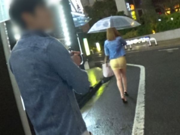 【素人】歌舞伎町でタイトスカートのエロ尻美女をゲット！素股＆パイズリのご奉仕から生ハメ騎乗位スタート！
