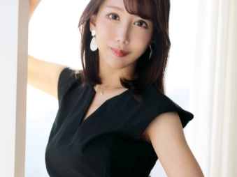 【バック】細身でセクシーなお姉さんがマンコをベチョベチョに濡らす！濡れたマンコを男根で突き回す濃密性交！