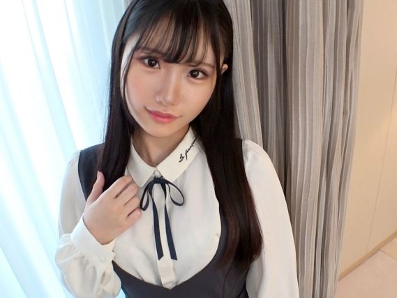 【素人】かわいい女の子は有名になりたい願望があった！その答えがアダルト出演？！まぁ確かにエッチな事はお得意みたいです！
