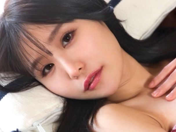 【人妻×中出し】メス穴が敏感すぎて止まらない潮吹き！他人ちんぽで何度も突かれて子宮に濃厚ザーメン種付け！