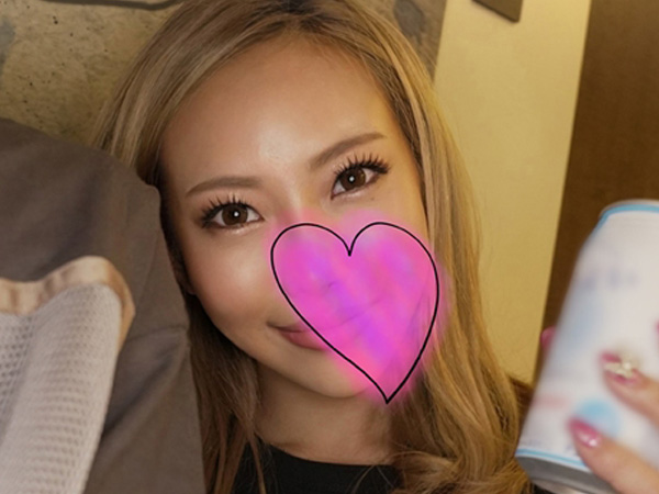 【ギャル系ビッチ娘】ノリが良いビッチちゃん！黒光りしている身体がもの凄くそそりましたね！たっぷり中出ししちゃいました♡