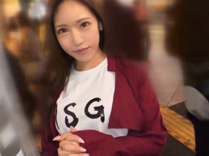 【ナンパ美女の淫乱プレイ】クンニで感じまくる美女がチ●ポを咥え込み、しゃぶりまくる！おマンコを刺激され、エッチな本性をさらけ出す姿がたまらないww