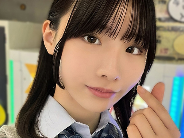 【朝からエッチな目覚め】『まだ寝てるのに…』無防備な美少女が寝起きにフェラ＆手コキ！そのまま生ハメされ、寝バック＆正常位で何度も絶頂！！♡
