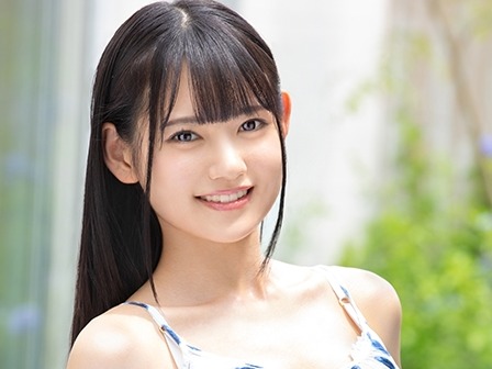 【スレンダー美少女の凌辱プレイ】パイパンま●こをオモチャで責められ、バックから激しく突かれる！敏感ボディが感じまくる姿がたまらない♡