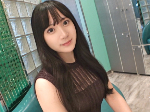 【美乳素人】お目めパッチリキュートフェイス！体つきも嬉しい女性らしさ！この子とエッチできちゃうの嬉しい！チンポ歓喜！