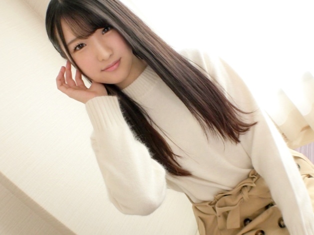 【素人】顔立ちが幼くてかわいらしい女子大生さん！チンポ欲しくてしょうがないってか？それなら確実にペニス挿入しました！