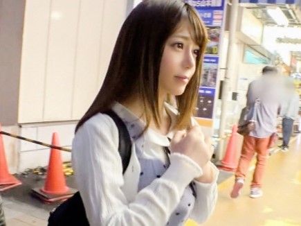 【無毛美少女の初々しいSEX】『恥ずかしい…』めちゃカワパイパン女子が、無毛マンコを晒して大胆に！恥じらいながらも感じる姿がエロすぎて、フルボッキ必至の激カワセックス！♡