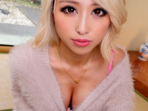 【黒ギャル美尻の逆襲】『久しぶり～♡』数年ぶりの再会で黒ギャル化した幼馴染に即ハメ！美尻を揺らして痴女られ、4回連続生ハメで精子枯渇寸前！！