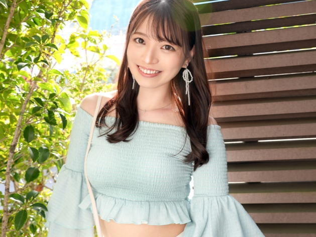 【美尻美少女のバック責め】『お尻叩かないで…』長身でスタイル抜群の美少女が、ぷりっとした美尻をバックから激しくパコパコ！ピストン責めで悶える姿に超興奮♡