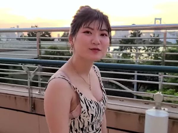 ＜素人×中出し＞色白でグラマラス巨乳の美少女♫バックで膣奥責められ快楽覚醒♡生ハメ鬼突き絶叫アクメでマジ逝き中出し昇天♪