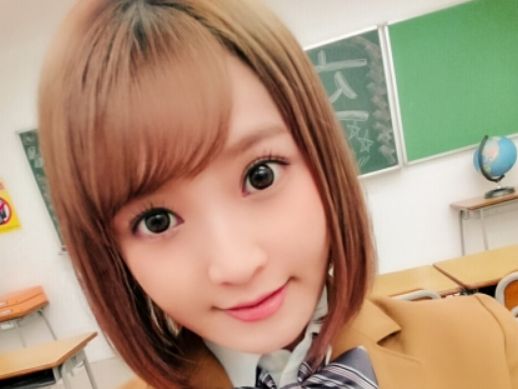 【制服美少女の教室エッチ】『先生、ダメですよ…』素人JKが制服姿で教室で大胆セックス！バイブで濡れ濡れになったアソコにデカチンがズッポリ！夢のシチュエーションで制服美少女が乱れる！♡