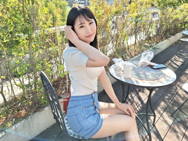 【パン屋さんの裏の顔】清楚な顔して性欲モンスター！プリッと美尻のパン屋さんが、亀頭をチュパチュパしゃぶり尽くし！奥まで突かれると痙攣イキが止まらない！♥