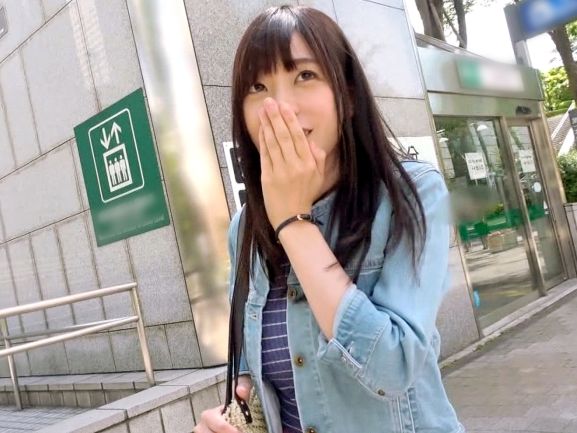 【清純美少女の変態】「イラマチオして…♡」医療事務員の変態美少女が大量潮吹き！激イキ大絶頂！