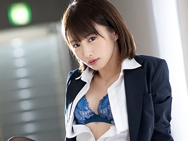 【関西弁の射精管理人】『もう出えへんの？』童顔スレンダー美女が中出し後のチンポをフェラで責めまくる！精子空っぽになるまで搾り取る、エッチな執行官の追撃プレイ♡