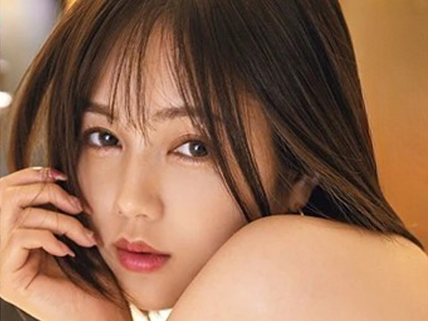 【美しすぎるベロチューSEX】『目隠しされても感じちゃう…』拘束された美女がエロいキスとバイブで濡れまくり！敏感なマンコを刺激され、悶絶する姿はシコりたくなること間違いなし！♡